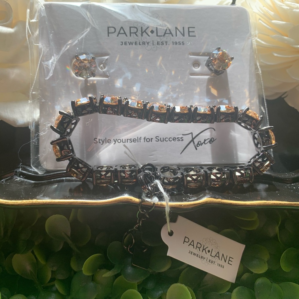 Park Lane “GLOW” Impression Bracelet & Earrings Golden stones SET in hematite. - Picture 7 of 14